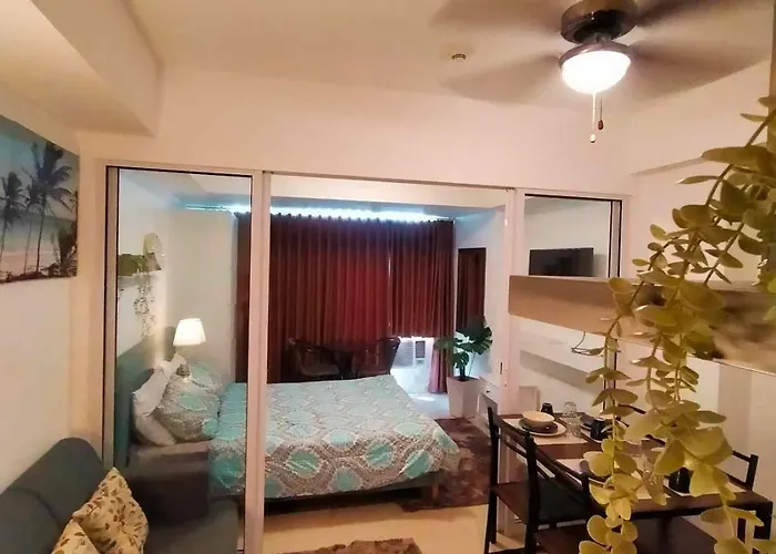 Beach Front Living In The Heart Of The City, Azure Residences Appartamento *