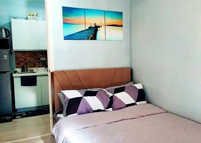 Beach Front Living In The Heart Of The City, Azure Residences Appartamento