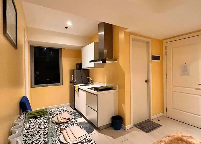 Appartamento Beach Front Living In The Heart Of The City, Azure Residences *